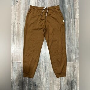 NWOT Women’s Vuori Performance Jogger- Medium
